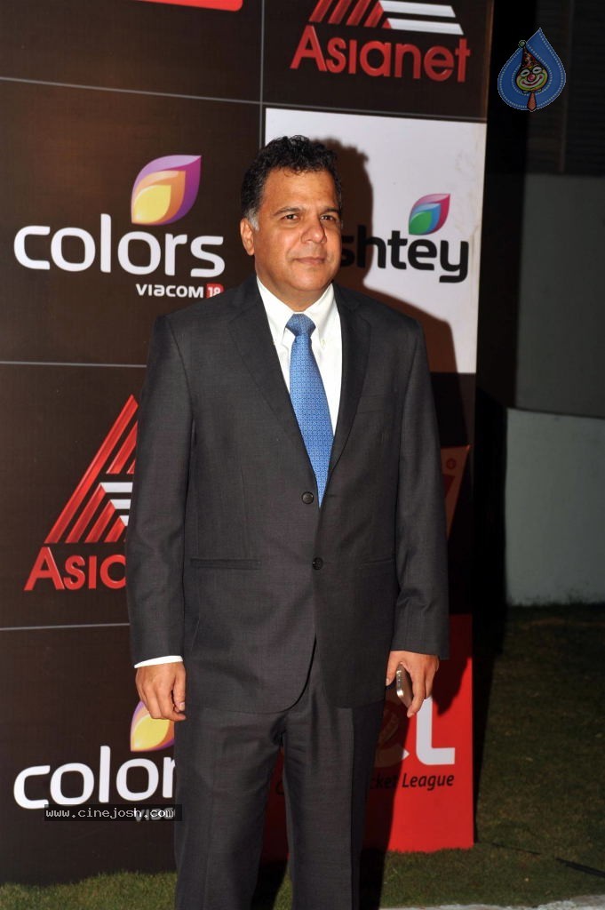 Bolly n South Celebs at CCL Season 4 Launch 01 - 100 / 150 photos