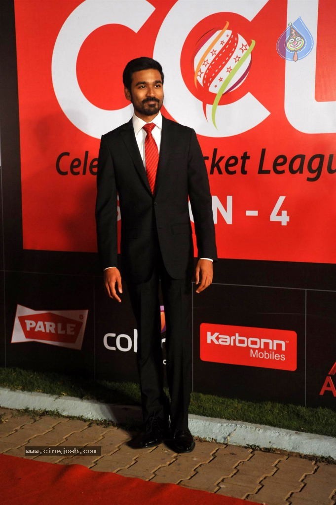 Bolly n South Celebs at CCL Season 4 Launch 01 - 123 / 150 photos