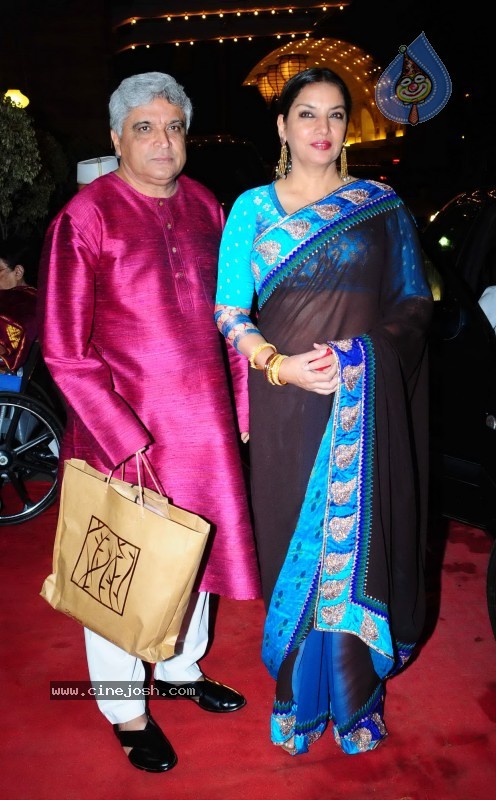 Bolly Stars at Dr.Agarwal's Daughter Wedding - 35 / 38 photos
