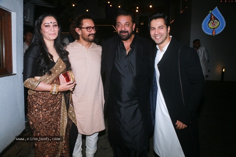 Bollywood Celebrities at Diwali Celebrations Photos - 22 / 76 photos