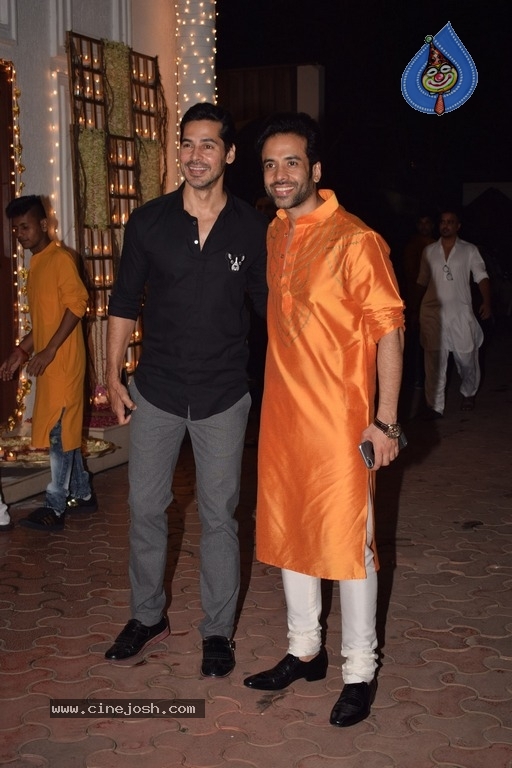 Bollywood Celebrities at Diwali Celebrations Photos - 30 / 76 photos