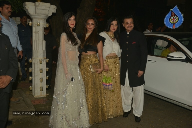 Bollywood Celebrities at Diwali Celebrations Photos - 62 / 76 photos