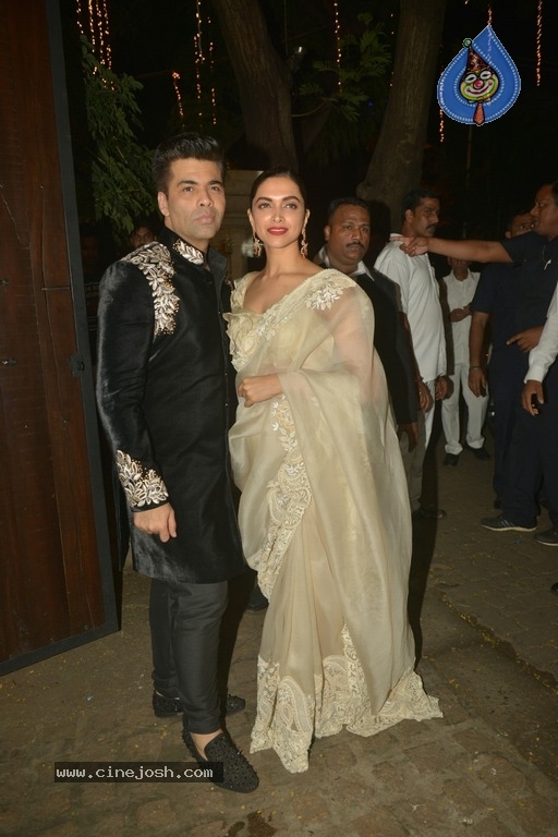 Bollywood Celebrities at Diwali Celebrations Photos - 76 / 76 photos