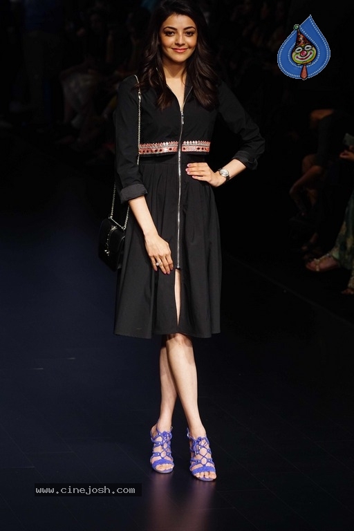 Bollywood Celebrities At Lakme Fashion Week - 1 / 14 photos