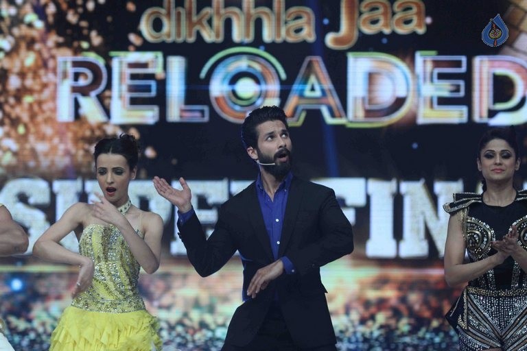 Bollywood Celebrities at Super Finale of JDJ - 2 / 48 photos