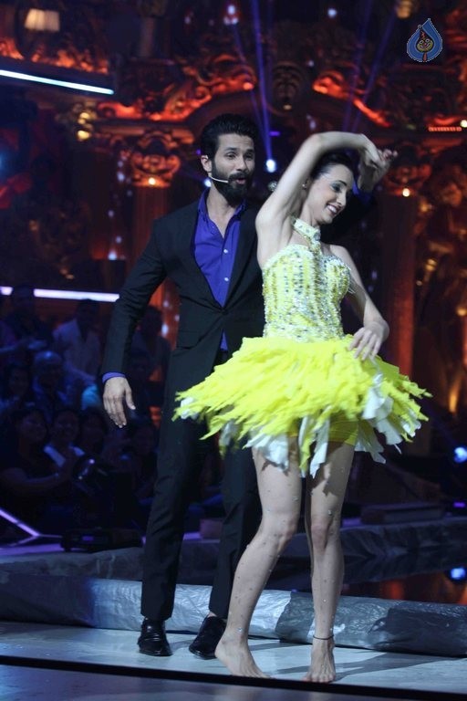 Bollywood Celebrities at Super Finale of JDJ - 19 / 48 photos