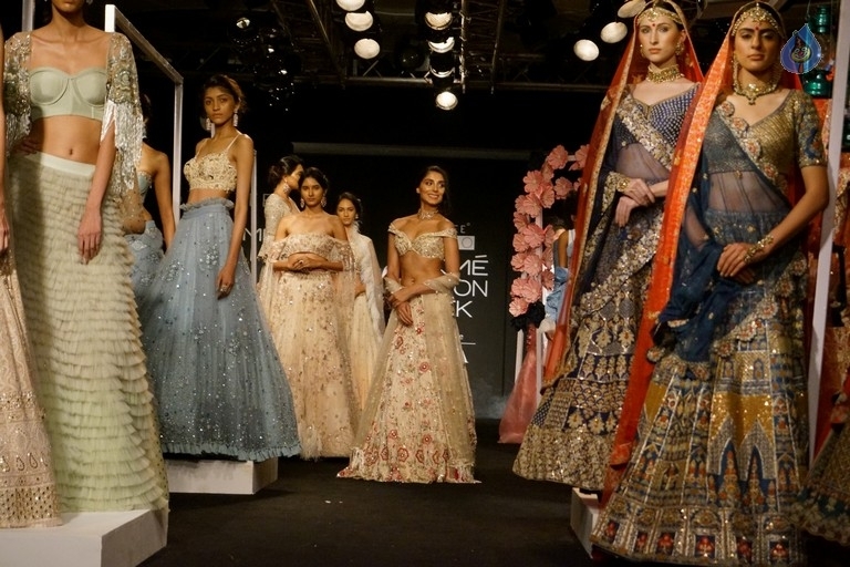 Bollywood Celebrities Walk the Ramp For LFW Winter Festive 2017 - 54 / 55 photos