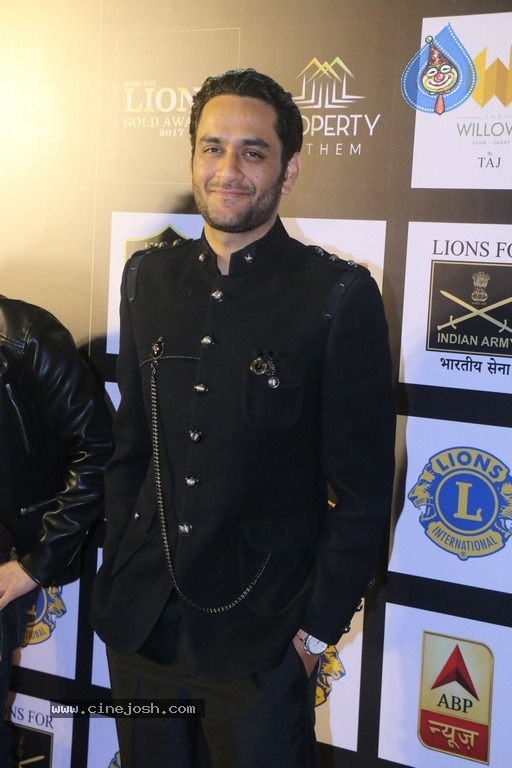 Bollywood Celebs At 24th SOL Lions Gold Awards - 2 / 21 photos