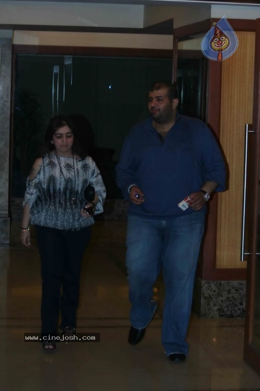 Bollywood Celebs at Sanjay Dutt's Wedding Anniversary Party - 42 / 42 photos