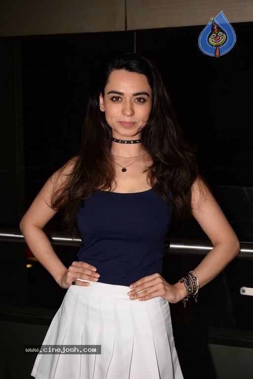Bollywood Celebs At Special Screening Of Aiyaary - 3 / 17 photos