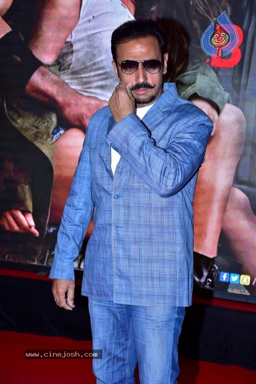 Bollywood Celebs At Special Screening Of Baaghi 2 - 22 / 38 photos