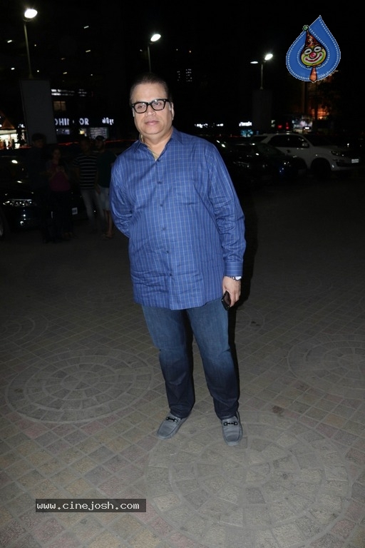 Bollywood Celebs At Special Screening Of Dil Juunglee - 9 / 12 photos