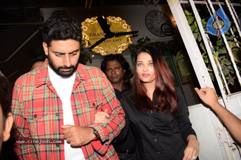 Bollywood Celebs At Success Football Party At Juhu - 2 / 15 photos