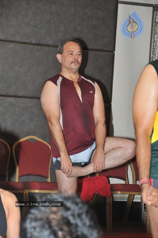 Bollywood Celebs Celebrates International Yoga Day - 76 / 76 photos