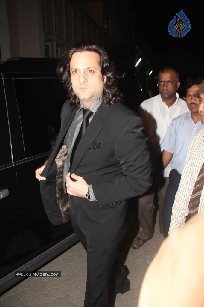 Bollywood Pays Tribute to Dev Anand - 44 / 69 photos