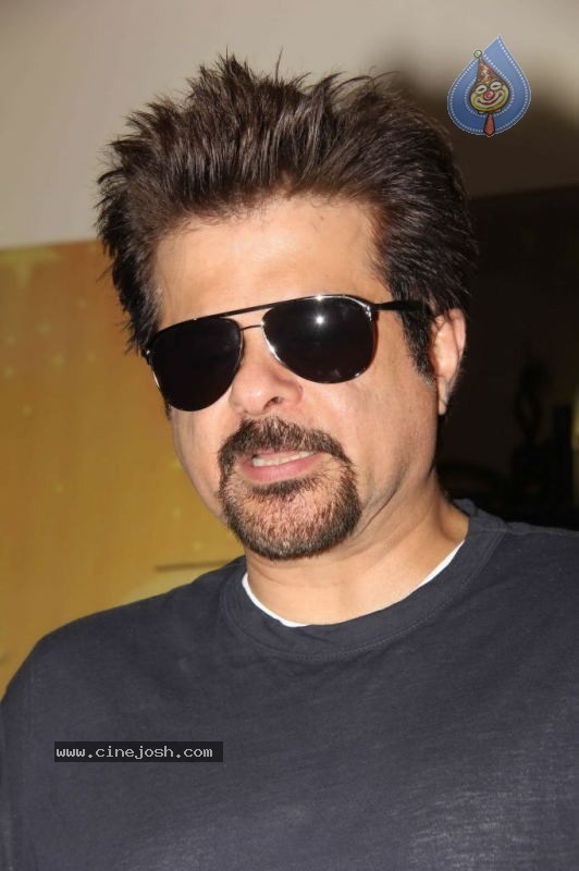 Bollywood Stars at IIFA Press Meet - 34 / 44 photos