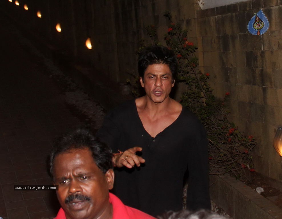 Bollywood Stars at Karan Johar Birthday Bash - 59 / 72 photos