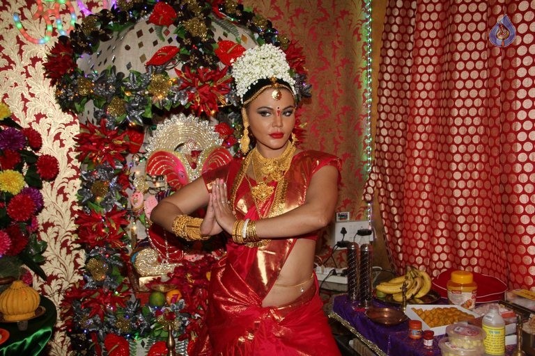 Bollywood Stars Celebrates Ganesh Festival 2015 - 18 / 63 photos