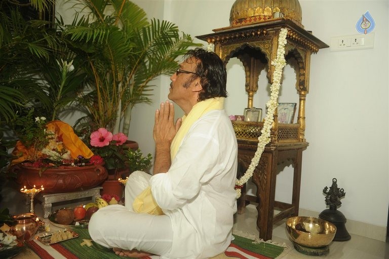 Bollywood Stars Celebrates Ganesh Festival 2015 - 43 / 63 photos