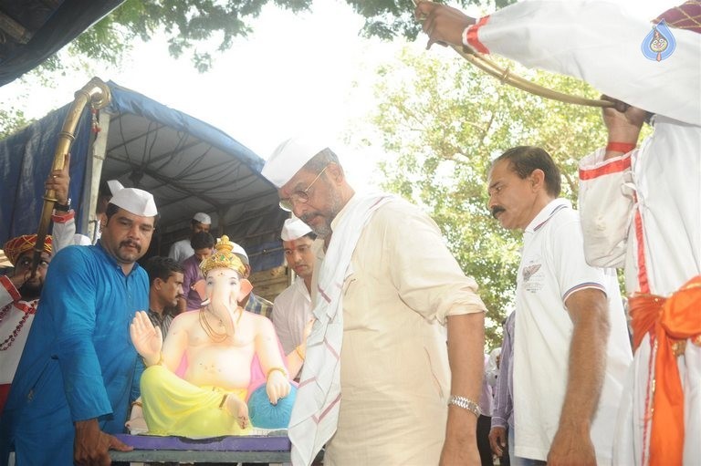 Bollywood Stars Celebrates Ganesh Festival 2015 - 46 / 63 photos