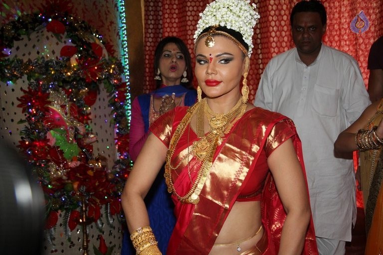 Bollywood Stars Celebrates Ganesh Festival 2015 - 61 / 63 photos