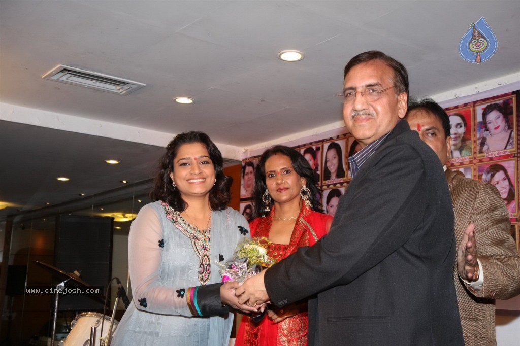 Bollywood Women's Day Special - 2 / 150 photos