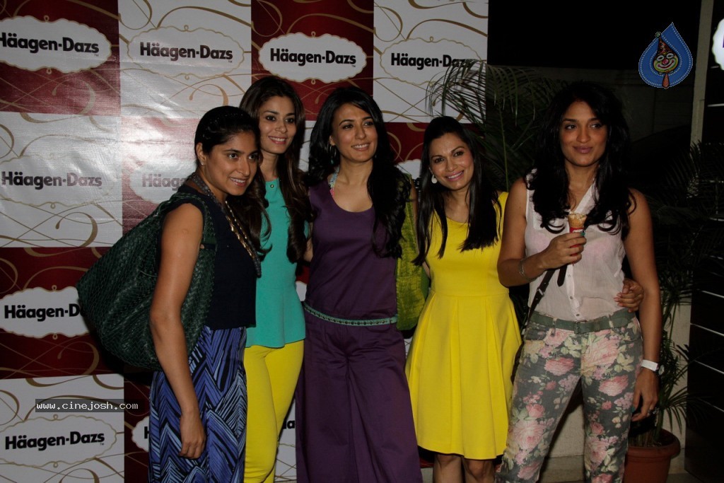 Bollywood Women's Day Special - 48 / 150 photos