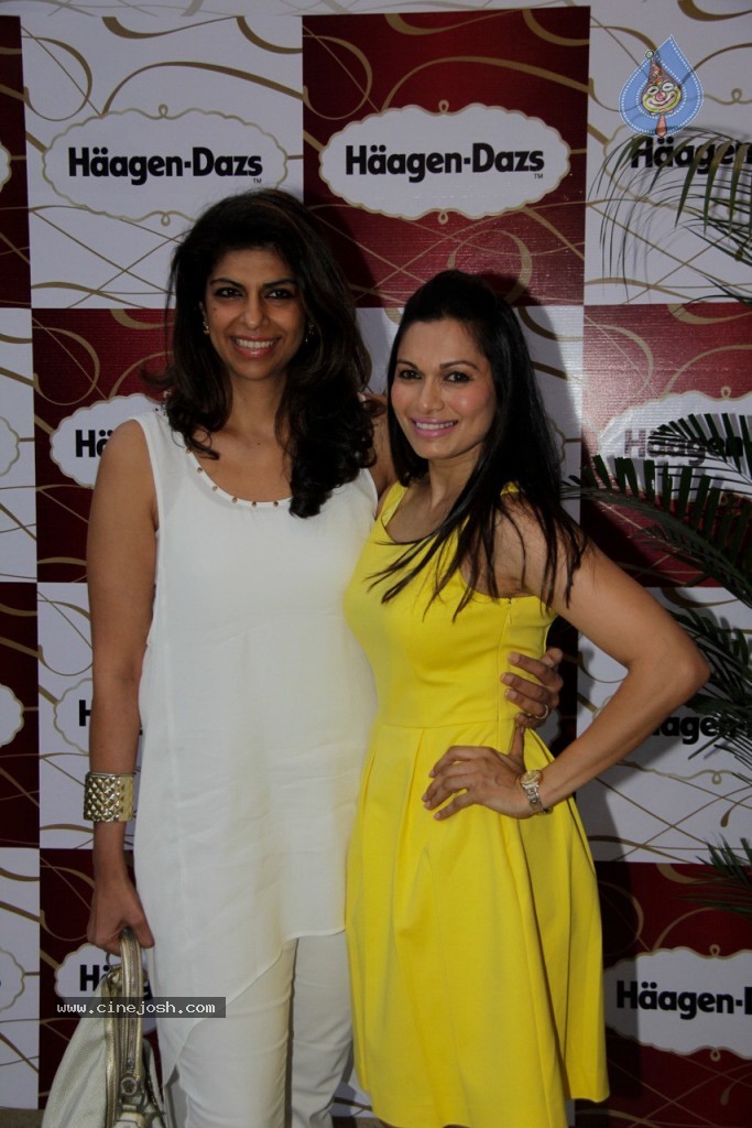 Bollywood Women's Day Special - 102 / 150 photos