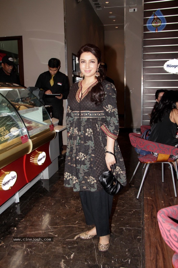 Bollywood Women's Day Special - 111 / 150 photos