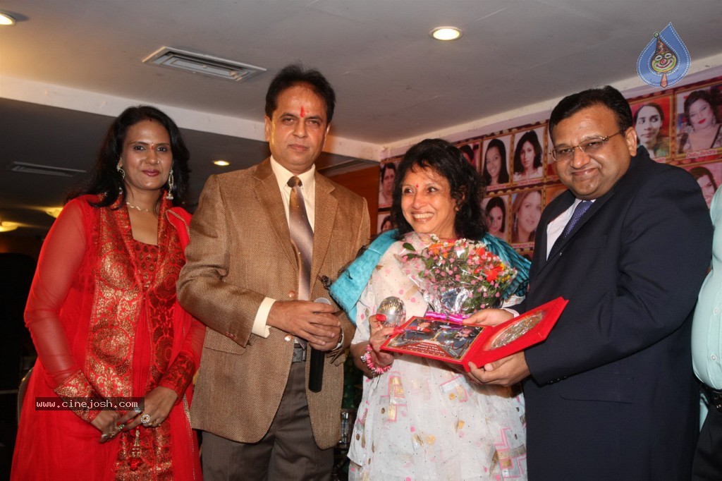 Bollywood Women's Day Special - 143 / 150 photos