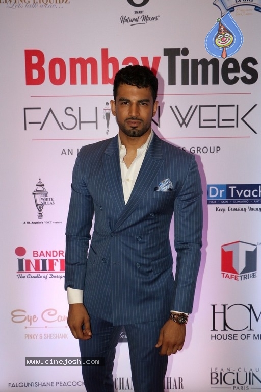 Bombay Times Fashion Week Photos - 4 / 89 photos
