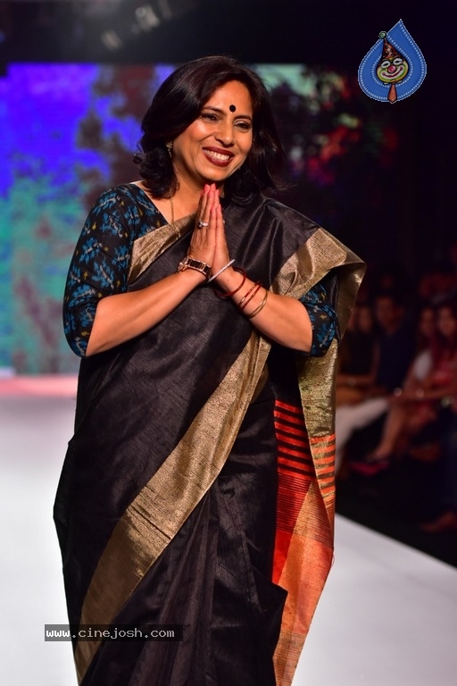 Bombay Times Fashion Week Photos - 85 / 89 photos