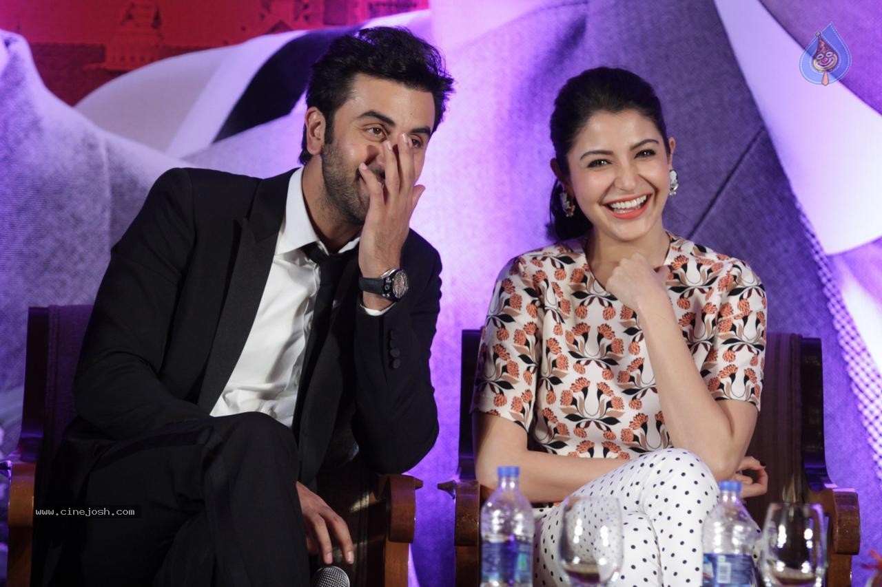 Bombay Velvet 2nd Trailer Launch - 27 / 46 photos