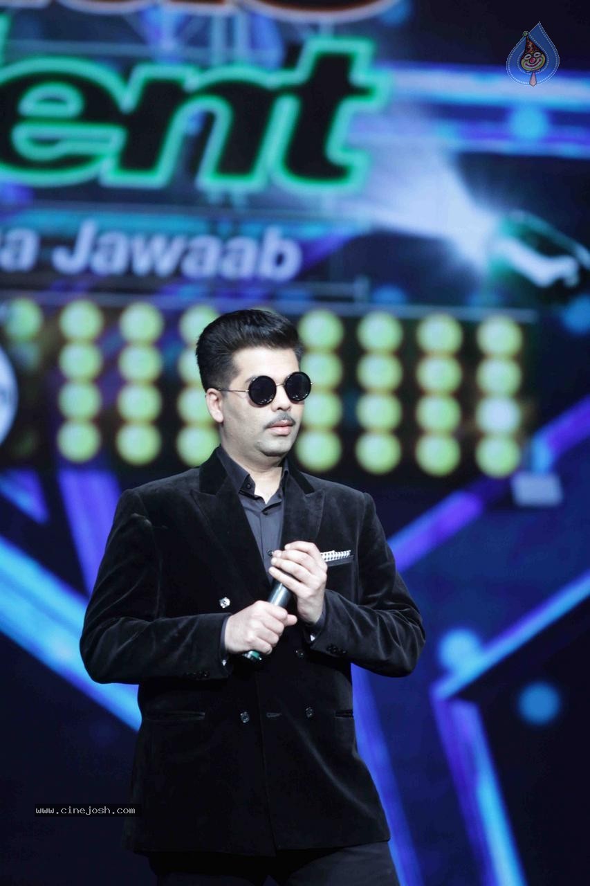 Bombay Velvet Team at IGT 6 Sets - 34 / 43 photos