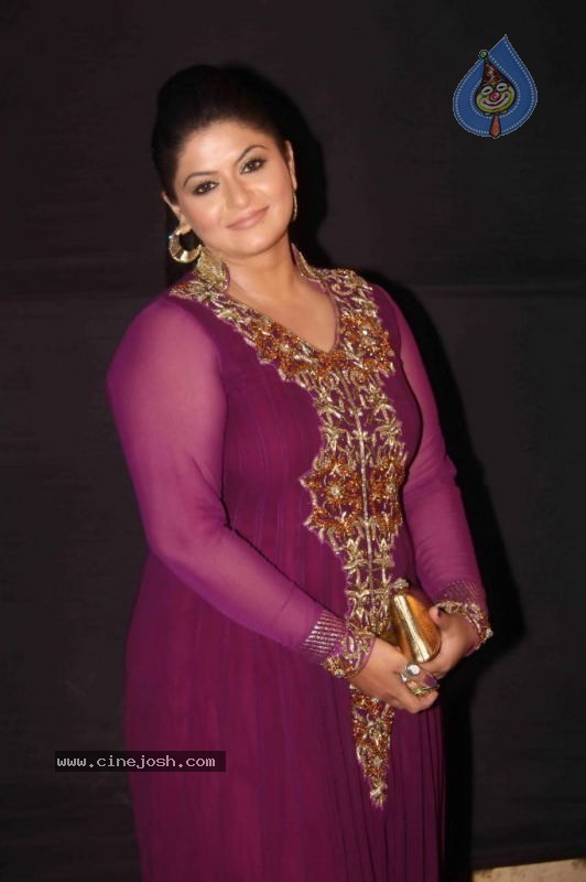 Boroplus Gold Awards 2011 - 25 / 96 photos