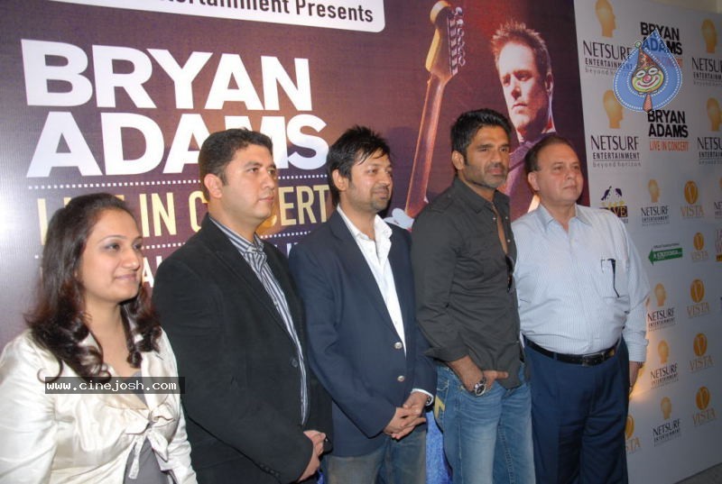 Bryan Adams Live in Concert Press Meet - 10 / 25 photos