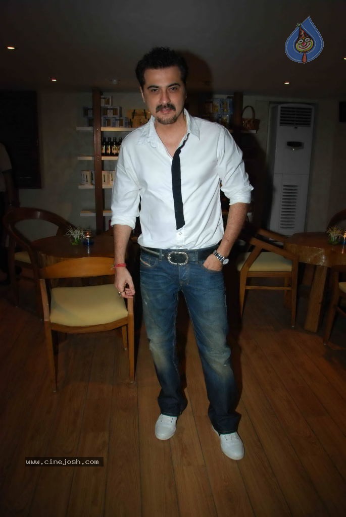 Cafe Mangii Italian Restaurant Launch - 11 / 100 photos