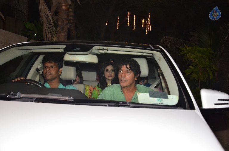 Celebrities at Akshay Kumar Hosted Diwali Party 2015  - 28 / 42 photos