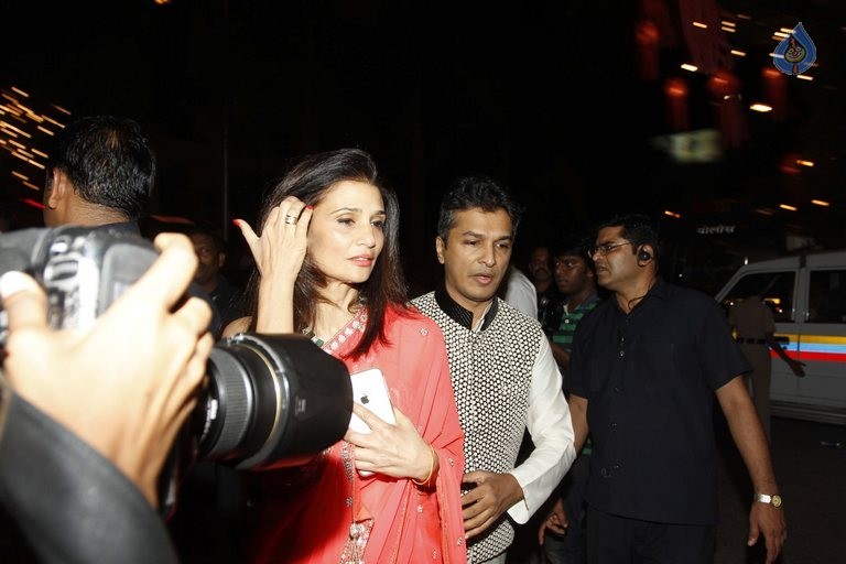 Celebrities at Amitabh Bachchan Hosted Diwali 2015 Party 1 - 79 / 106 photos