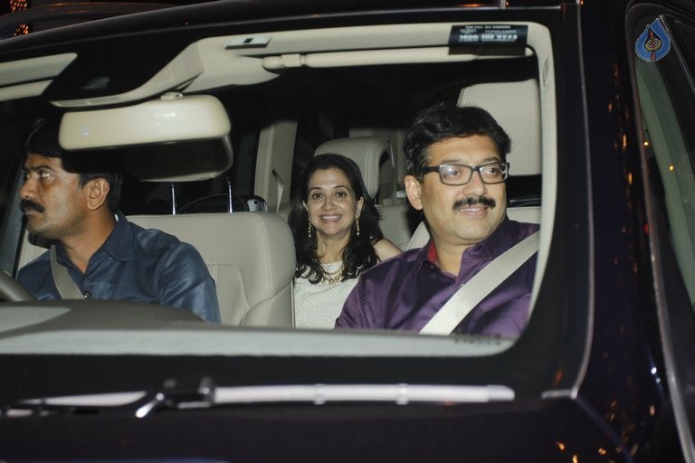 Celebrities at Amitabh Bachchan Hosted Diwali 2015 Party 1 - 86 / 106 photos