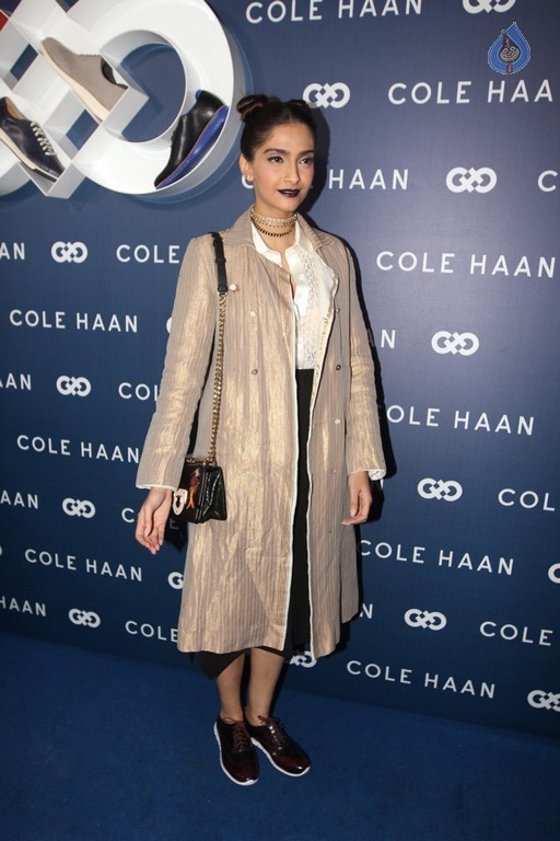 Celebrities at Brand Cole Haan Party 2 - 13 / 63 photos