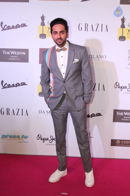 Celebrities at Grazia Young Fashion Awards - 20 / 62 photos