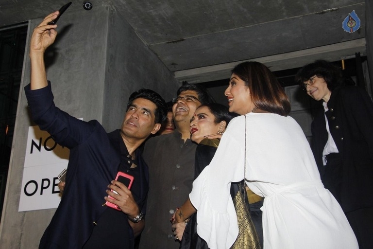 Celebrities at Jitesh Pillai Birthday Party - 33 / 39 photos