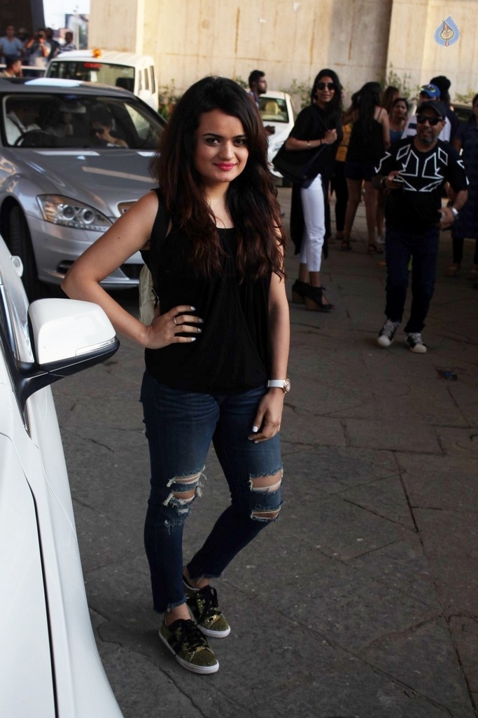 Celebrities at Justin Bieber Purpose World Tour Concert - 17 / 81 photos