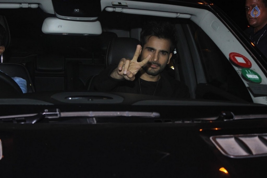 Celebrities at Karan Johar Birthday Party - 16 / 68 photos