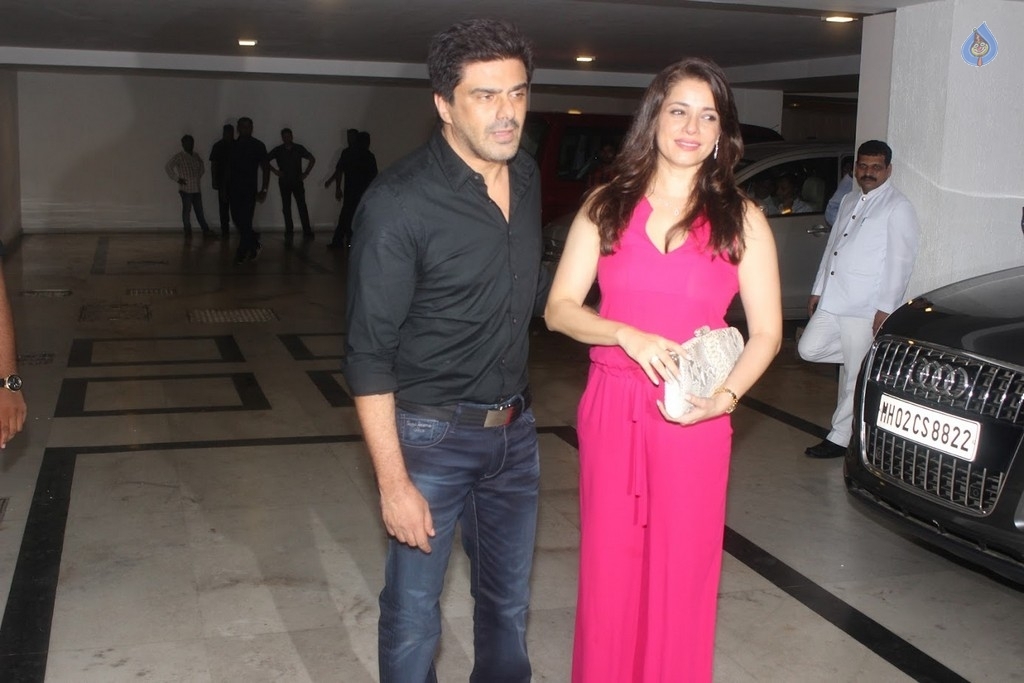 Celebrities at Karan Johar Birthday Party - 22 / 68 photos
