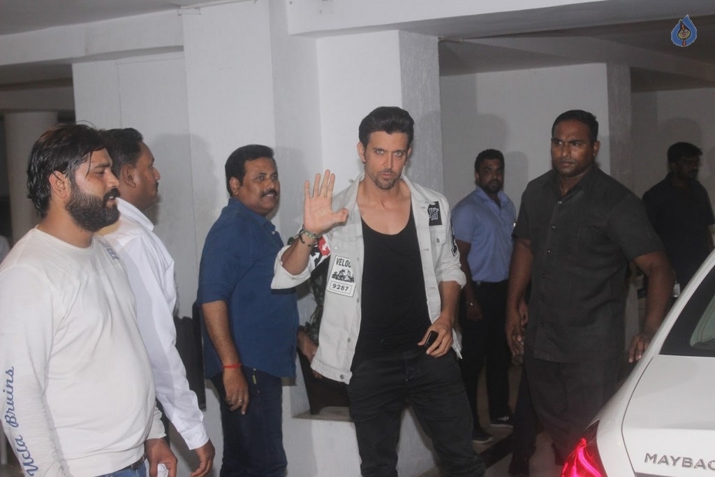 Celebrities at Karan Johar Birthday Party - 50 / 68 photos