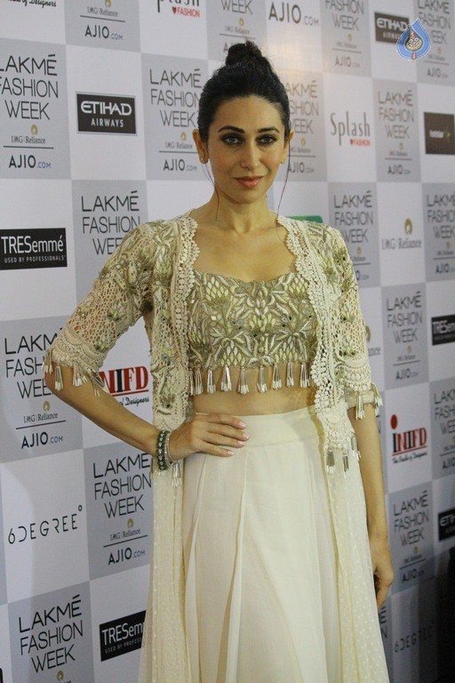 Celebrities at LFW Summer 2017 - 83 / 84 photos