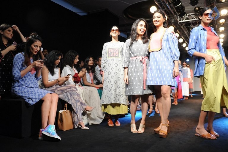 Celebrities at LFW Summer Spring 2016 Day 2 - 52 / 54 photos