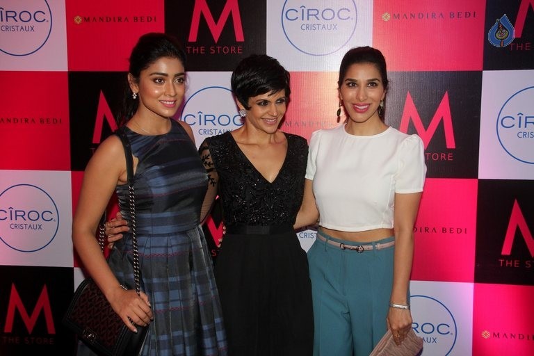 Celebrities at M The Store Launch - 14 / 41 photos